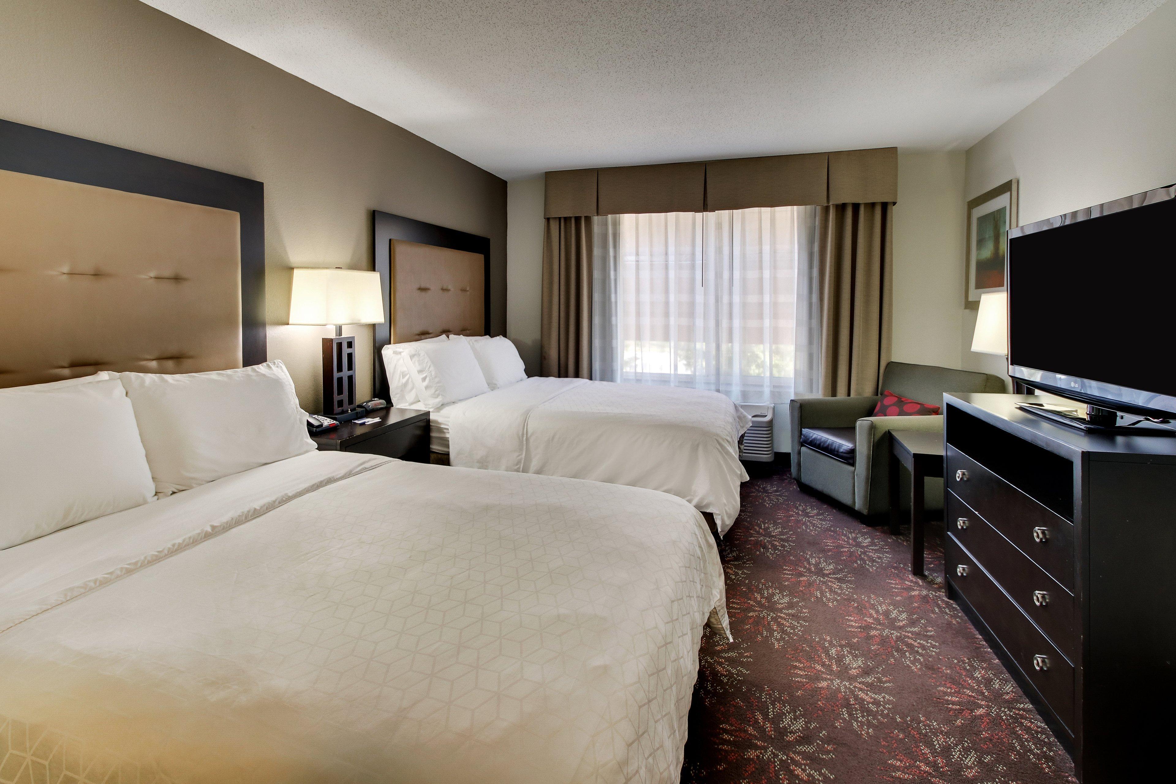 Holiday Inn Express Hotel & Suites Lancaster-Lititz By Ihg Exterior photo
