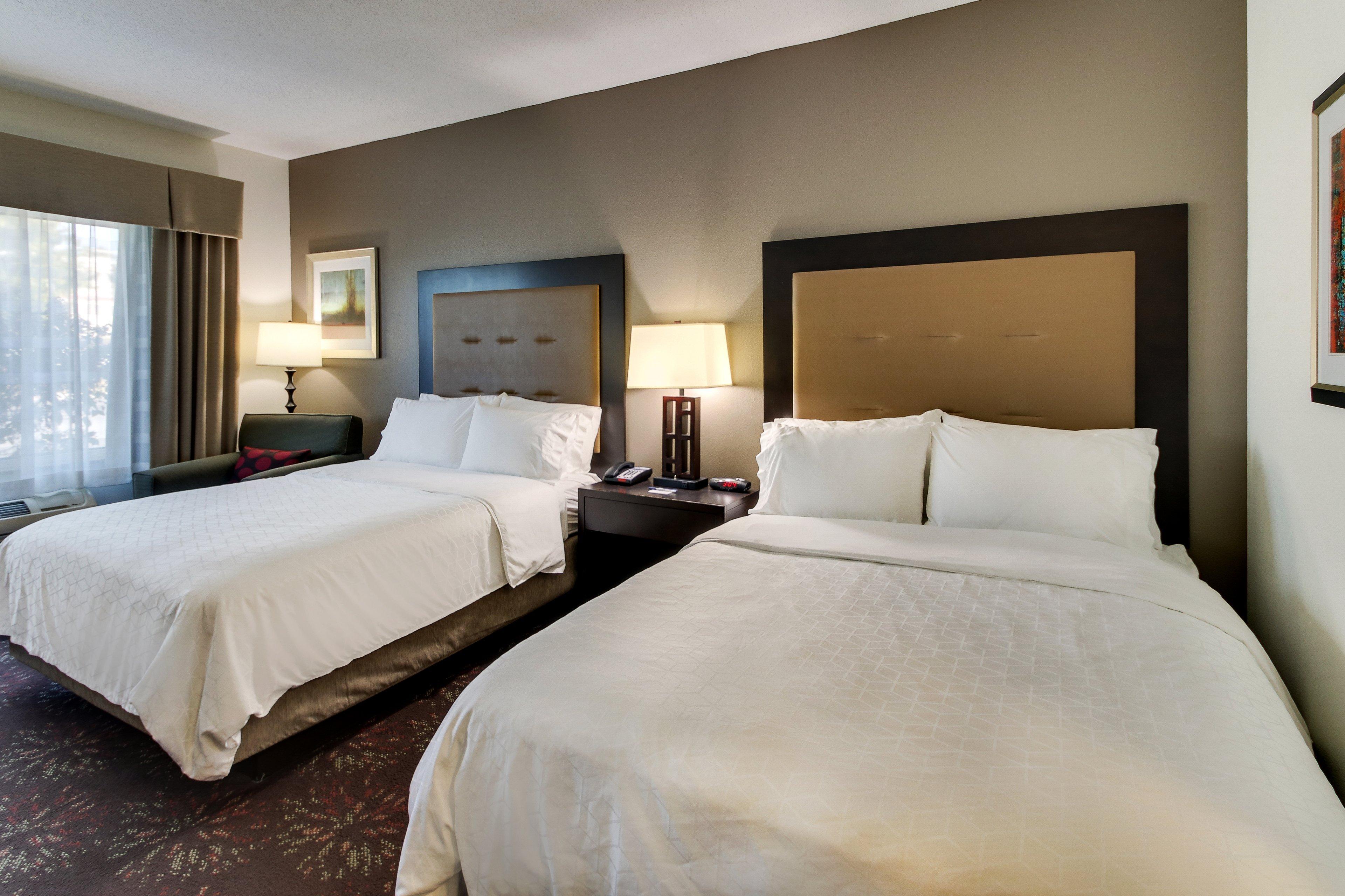 Holiday Inn Express Hotel & Suites Lancaster-Lititz By Ihg Exterior photo