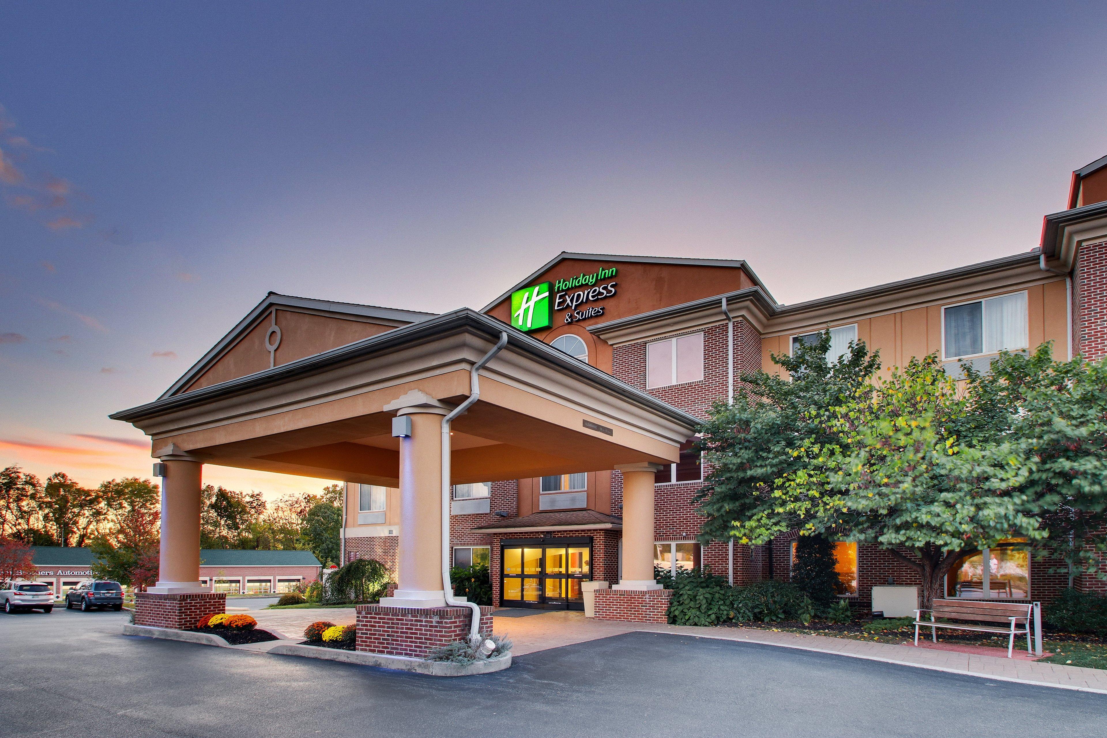 Holiday Inn Express Hotel & Suites Lancaster-Lititz By Ihg Exterior photo