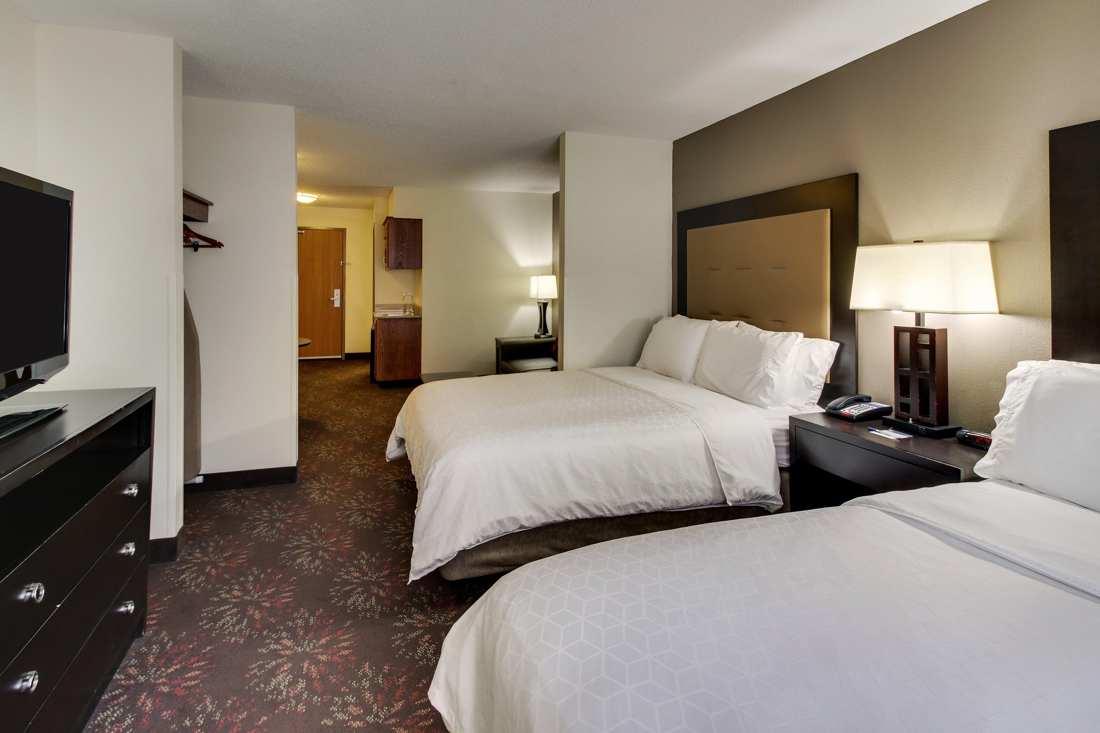Holiday Inn Express Hotel & Suites Lancaster-Lititz By Ihg Exterior photo
