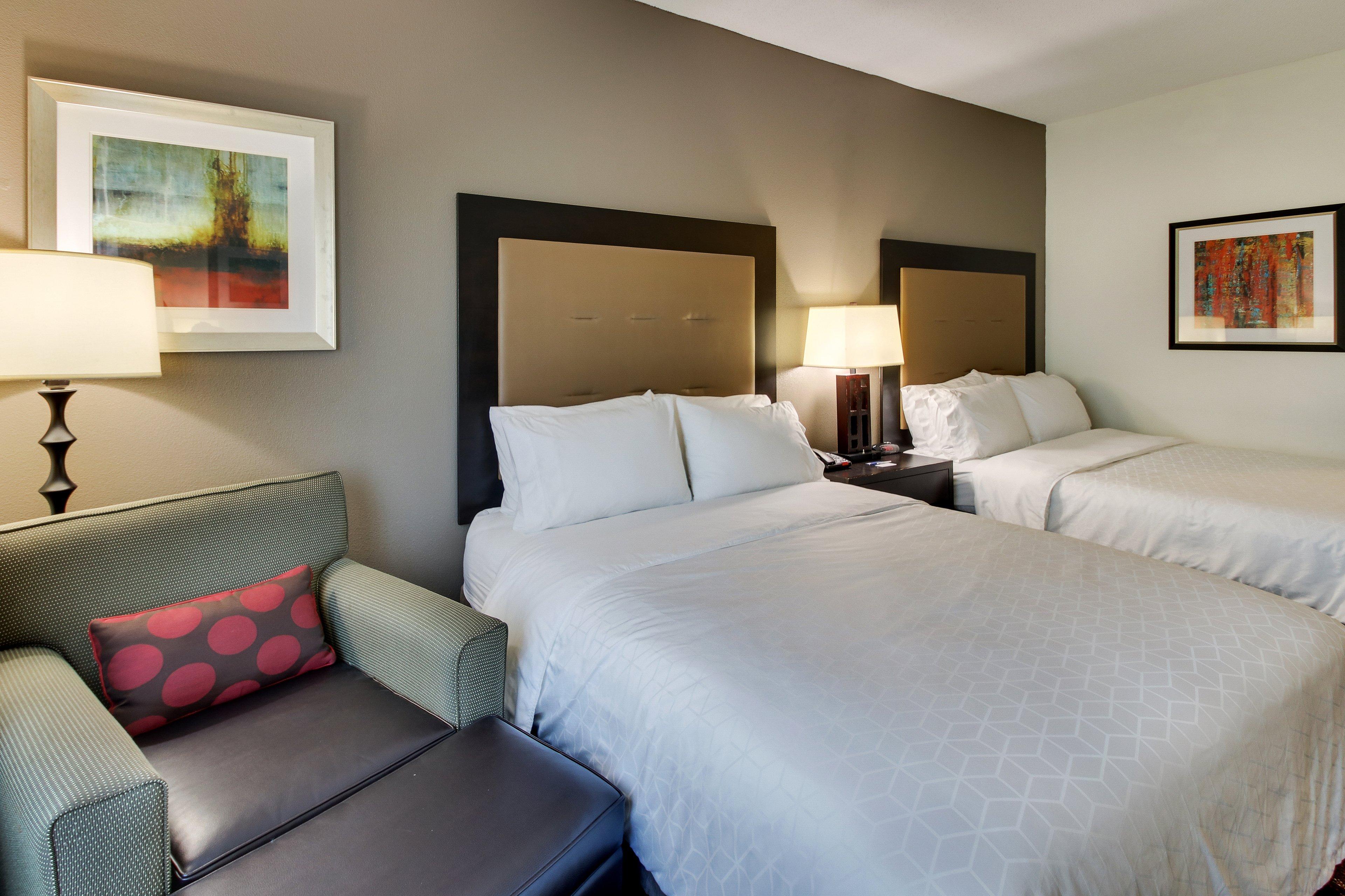 Holiday Inn Express Hotel & Suites Lancaster-Lititz By Ihg Exterior photo